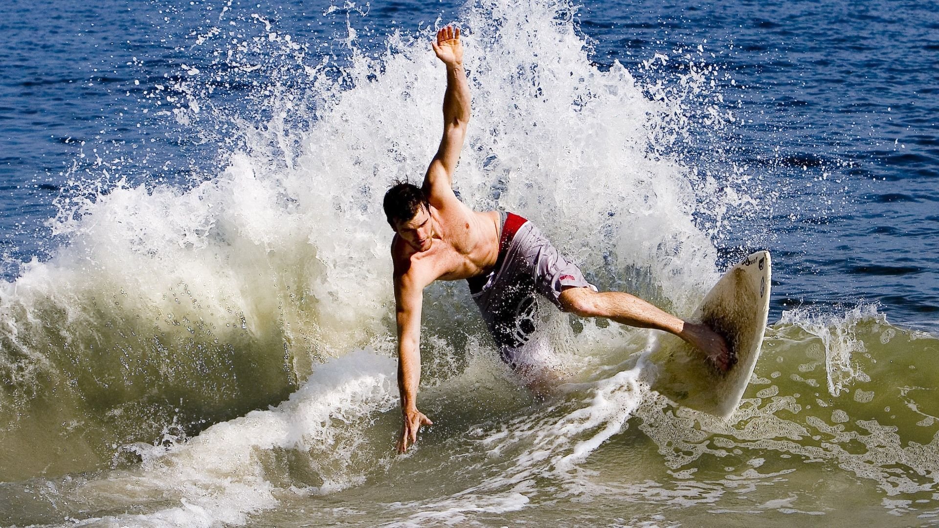 ayx体育app官网入口-全民健身与全民健康深度融合，体育事业发展动力更强劲，浅谈全民健身与全民健康的关系